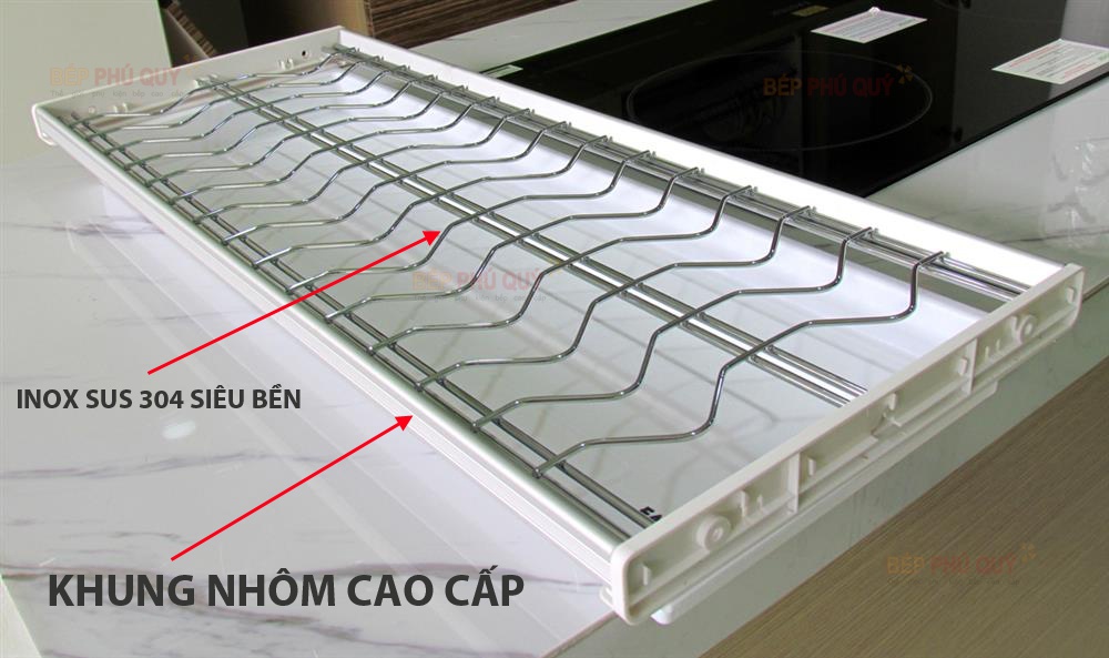 giá bát cố định siêu chắc chắn với bộ khung nhôm và giá inox 304 luxury loại đẹp